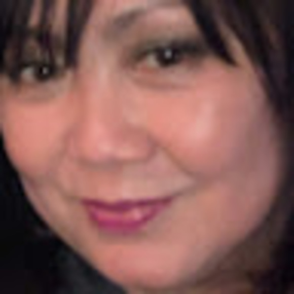 Meet your Posher, Carolyn - Picture 1 of 1